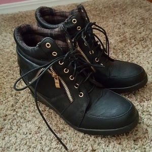 Black Heeled Sneakers